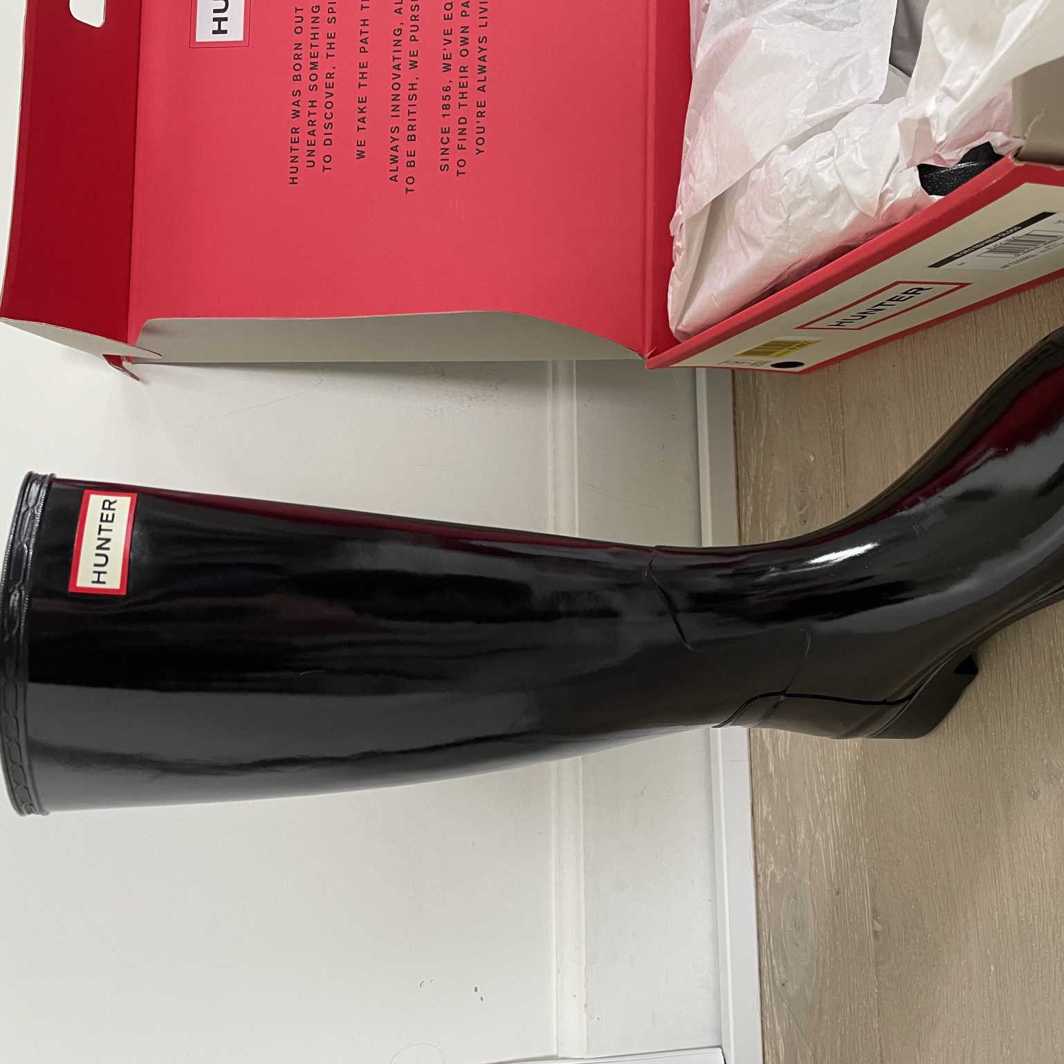 Hunter boots worn i nthree videos